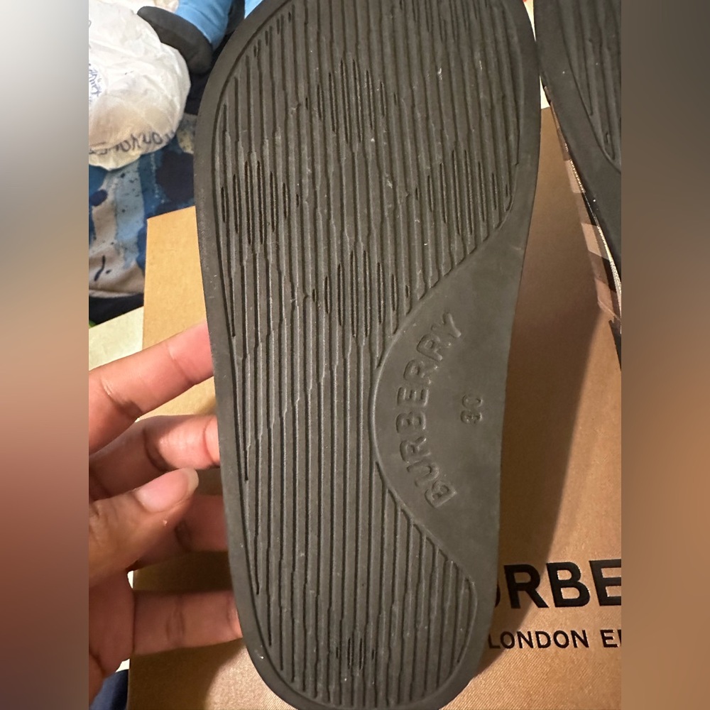 Kids Burberry Slide - Picture 4 of 6